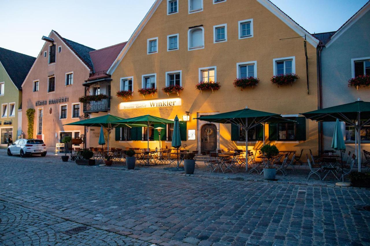 Altstadthotel Brauereigasthof Winkler Berching Exteriör bild